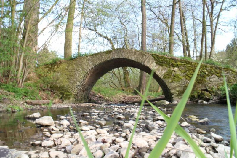 Schafbrücke - eine Steinbogenbrücke im Vogtland - Ausflug / Wanderung