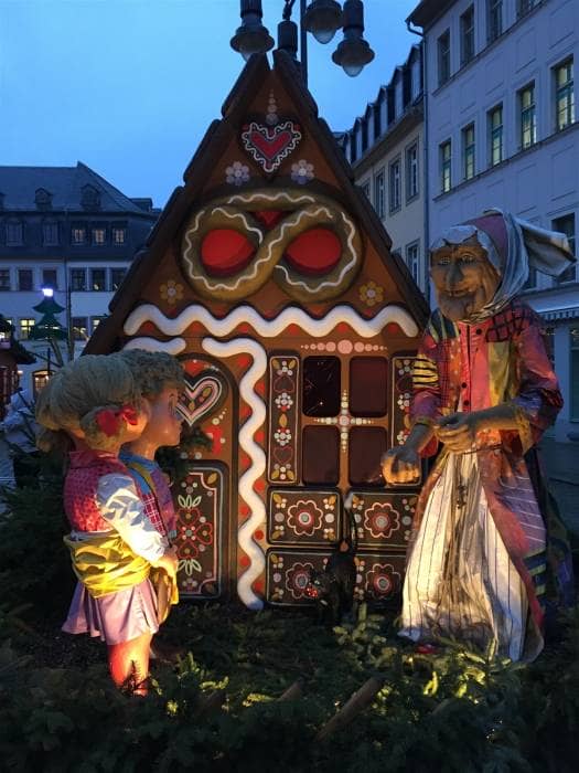 Figuren auf dem Märchenmarkt - der Weihnachtsmarkt in Gera