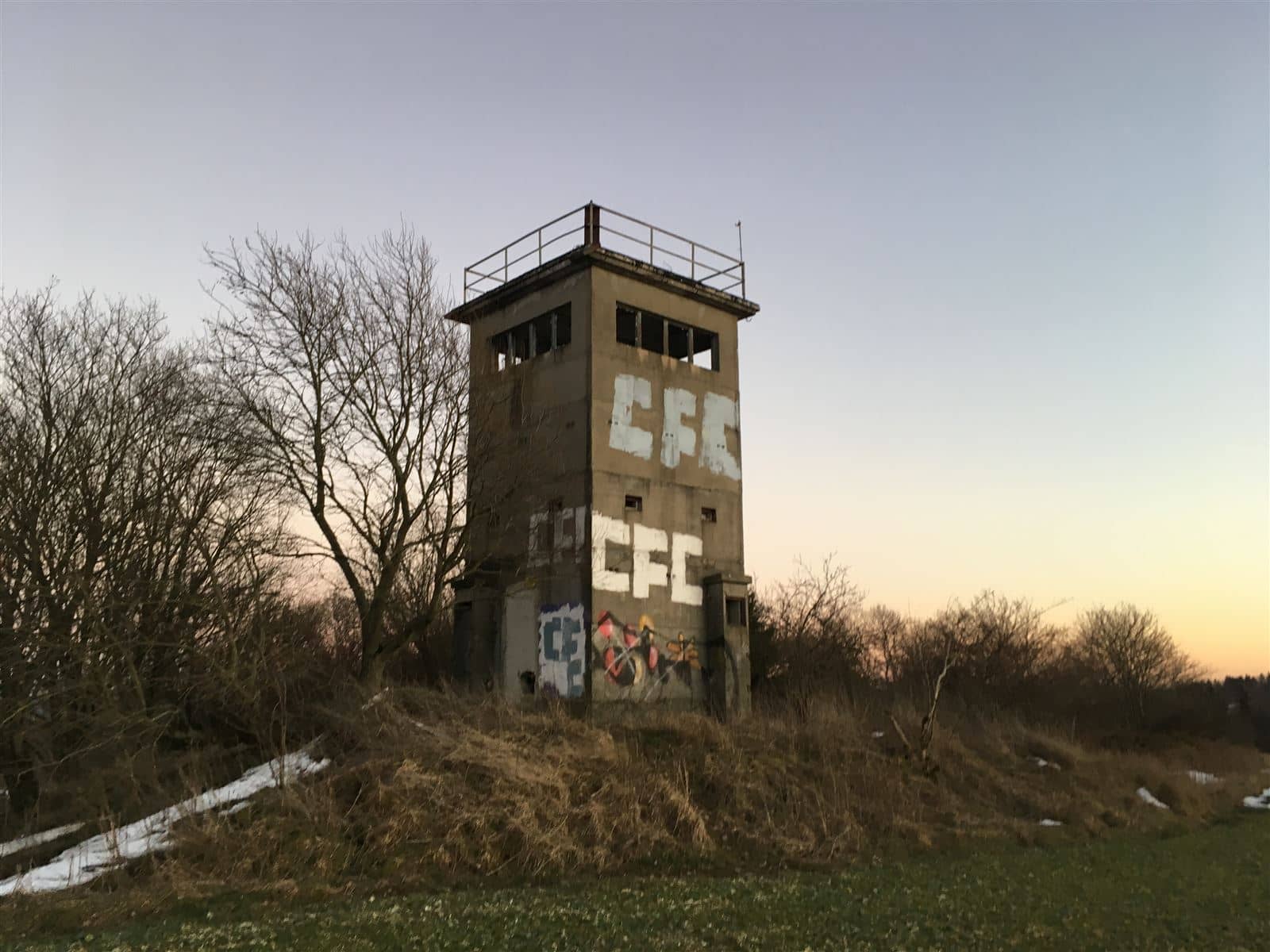 Der ehemalige Grenzturm in der Nähe von Heinersgrün