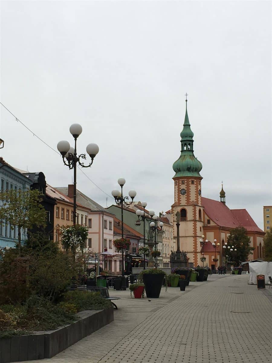Blick zur St. Jakobskirche auf dem Marktplatz