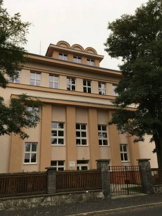 Schule von Rudolf Wels in Sokolov