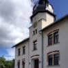 Die alte Turmschule in Niederböhmersdorf – heute Café und Ferienwohnung
